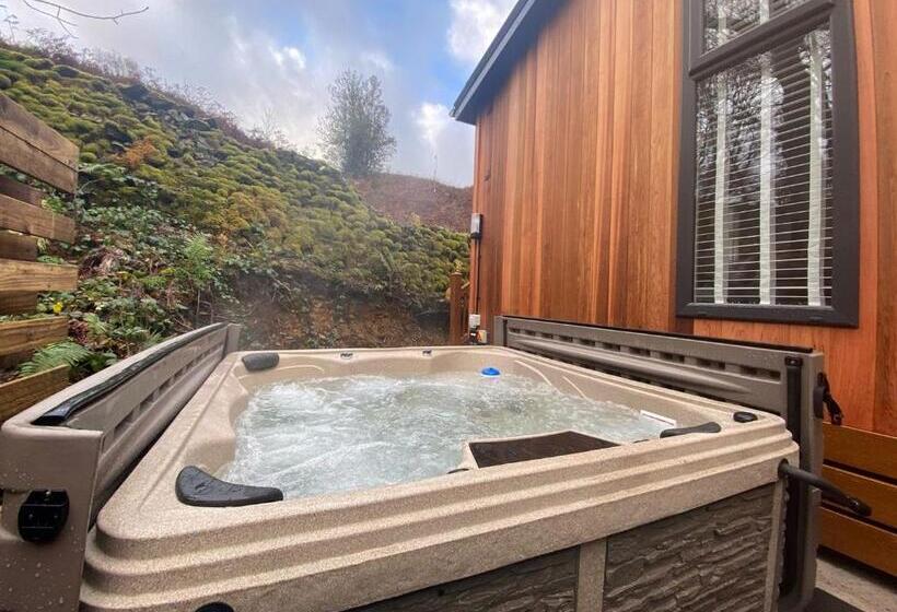 1ベッドルームハウス, Crake Valley