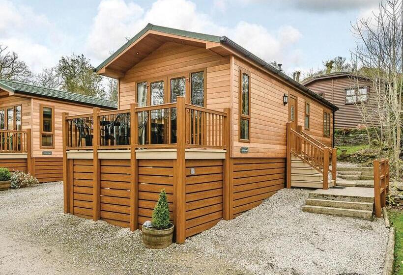 2ベッドルームハウス, Crake Valley