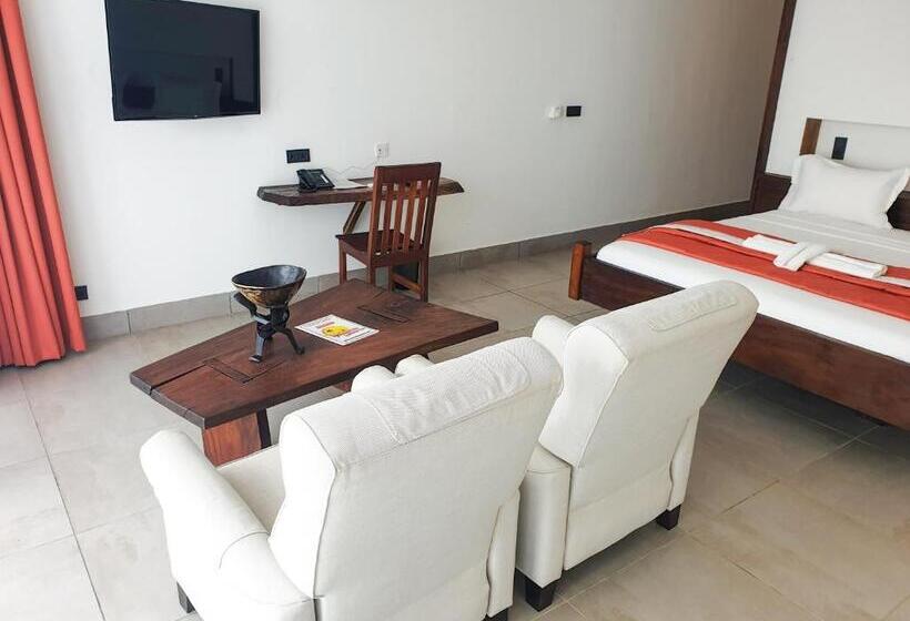 استودیوی استاندارد با چشم‌انداز دریا, Kasumai Beach Resort