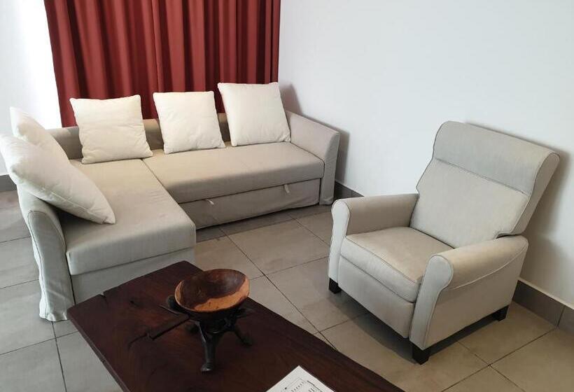 سوییت سوپریور, Kasumai Beach Resort