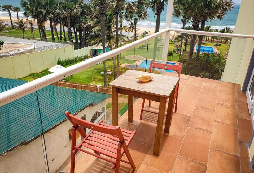 سوئیت با تخت بزرگ, Kasumai Beach Resort