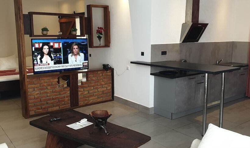 سوییت سوپریور, Kasumai Beach Resort