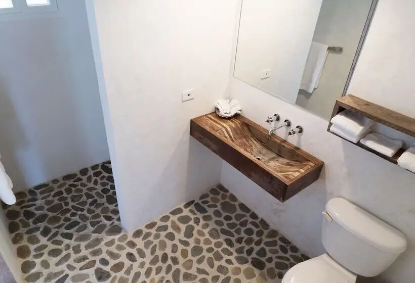 キャビン, Thatch Caye, A Muy Ono Resort