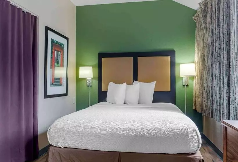 デラックススタジオ, Extended Stay America Suites  Dallas  Plano Parkway