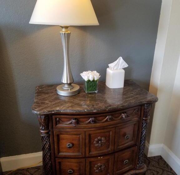 جناح ديلوكس سرير كينج, Monte Villa