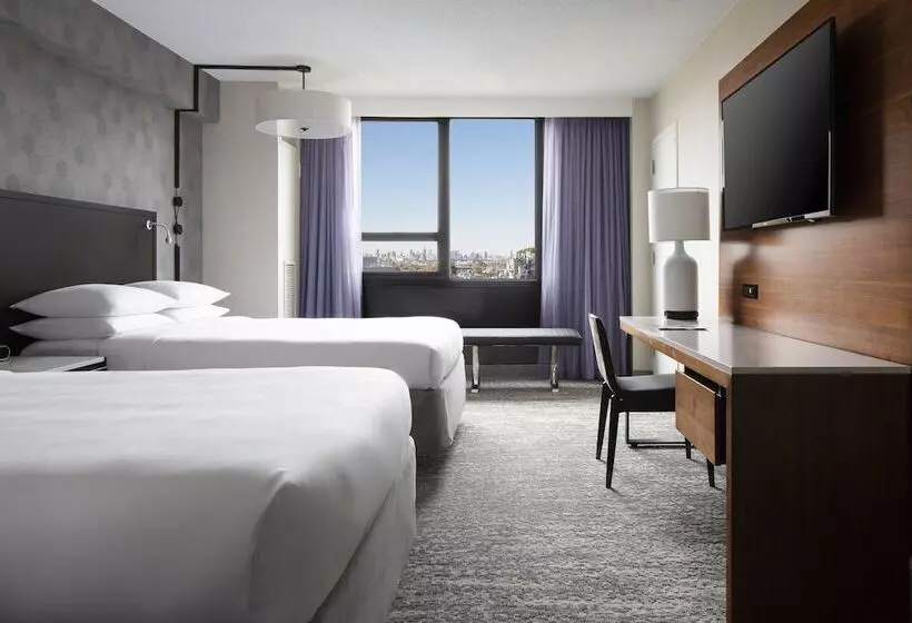 Standard-huone 2 Parivuodetta, New York Laguardia Airport Marriott
