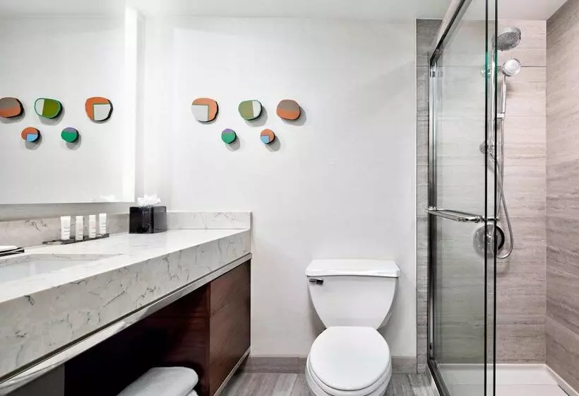 Standard-huone 2 Parivuodetta, New York Laguardia Airport Marriott