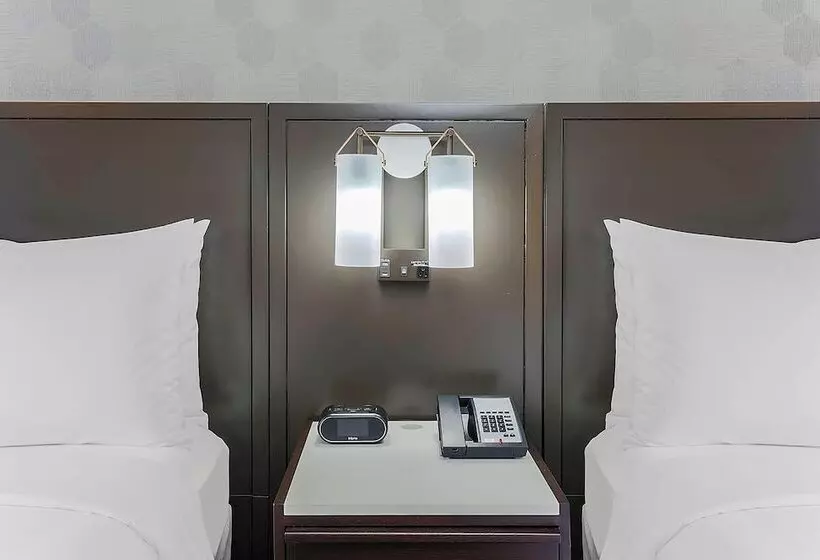 Standard-huone 2 Parivuodetta, New York Laguardia Airport Marriott