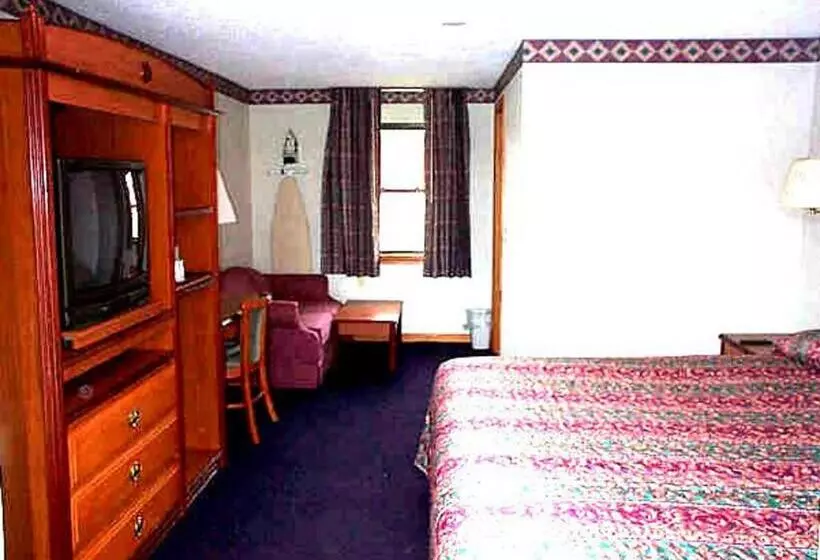 キングサイズベッドのスタンダードルーム, Wesley Inn & Suites