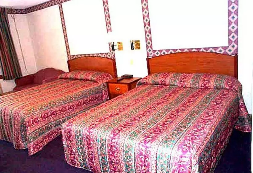 ２ダブルベッドのスタンダードルーム, Wesley Inn & Suites