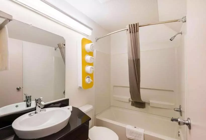 Standard-huone, Motel 6 Olathe, Ks