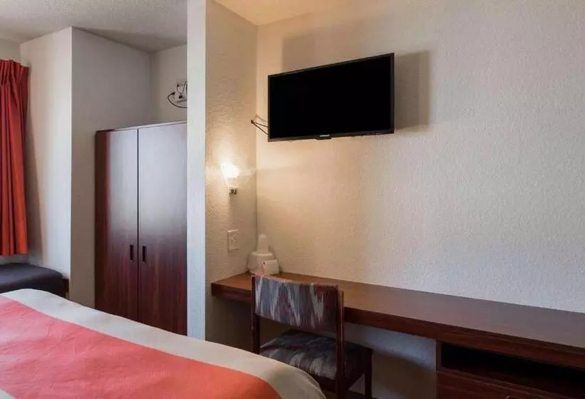 Standard-huone, Motel 6 Olathe, Ks