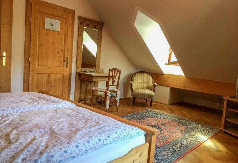 غرفة قياسية مطلة على الجبل, Schweizerhof Am See