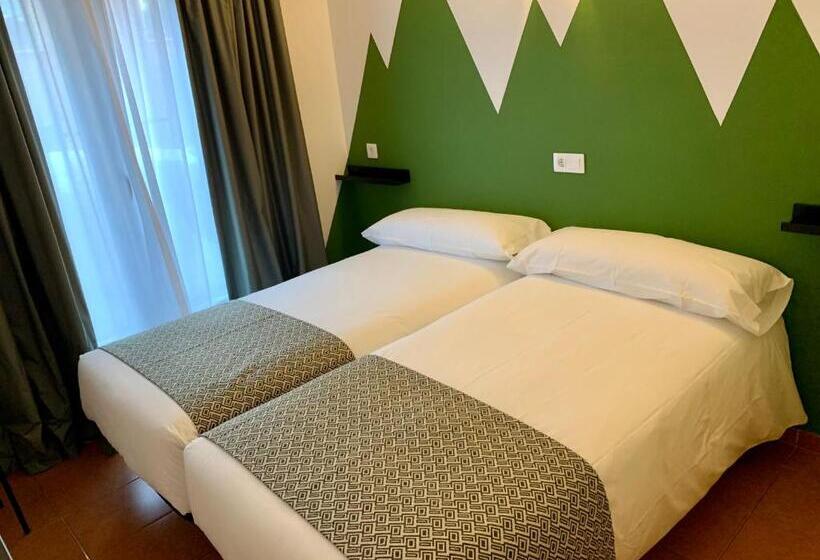 1 Bedroom Penthouse Apartment, Musher