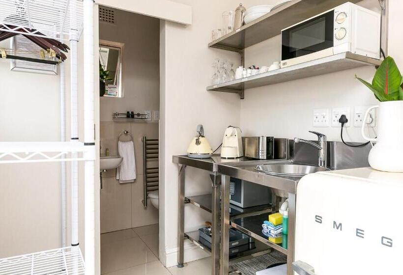 חדר סטודיו סטנדרד, Stone Cottages