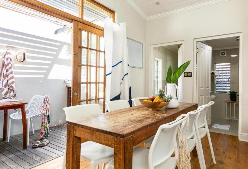 דירת שני חדרים, Stone Cottages