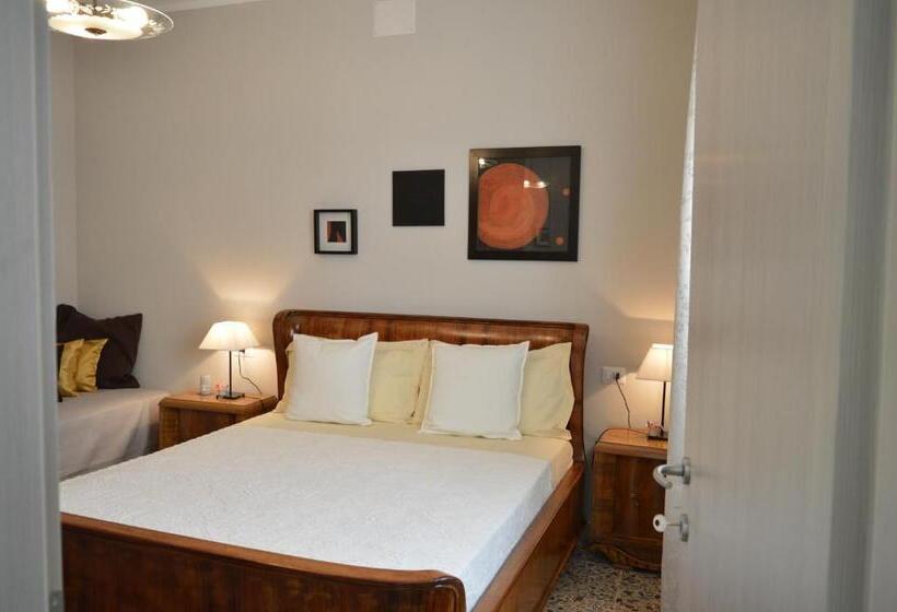 Семейный Номер, Musica Guest House