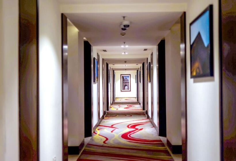 标准间, Ramada Plaza By Wyndham Lucknow