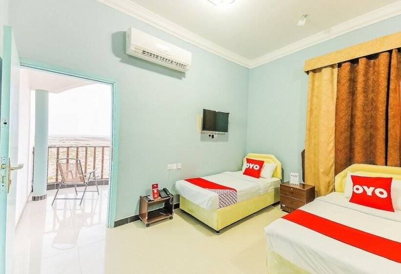 اتاق لوکس سه تخته, Ras Al Hadd Guest House