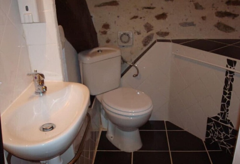 غرفة عائلية, Chambres D Hôtes Auberg Inn