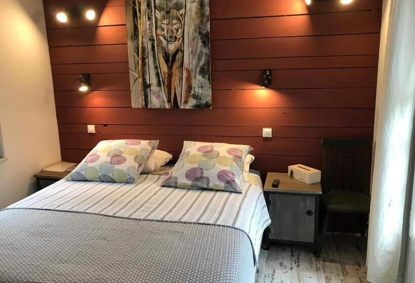 غرفة قياسية, La Tanière Des Ours