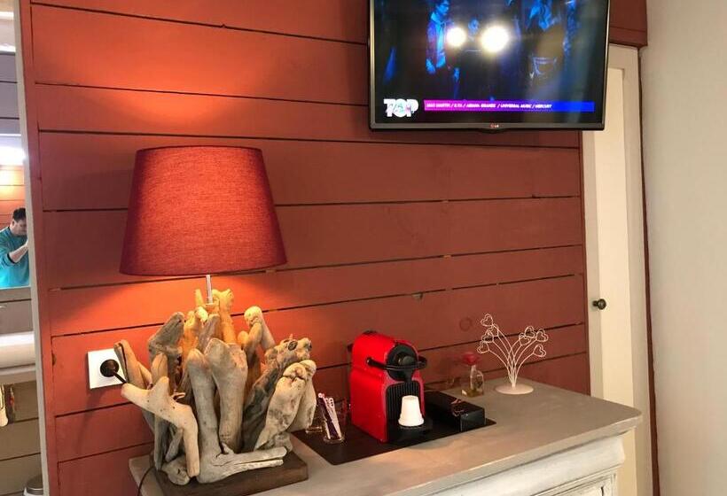 غرفة قياسية, La Tanière Des Ours