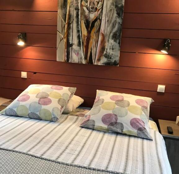 غرفة قياسية, La Tanière Des Ours