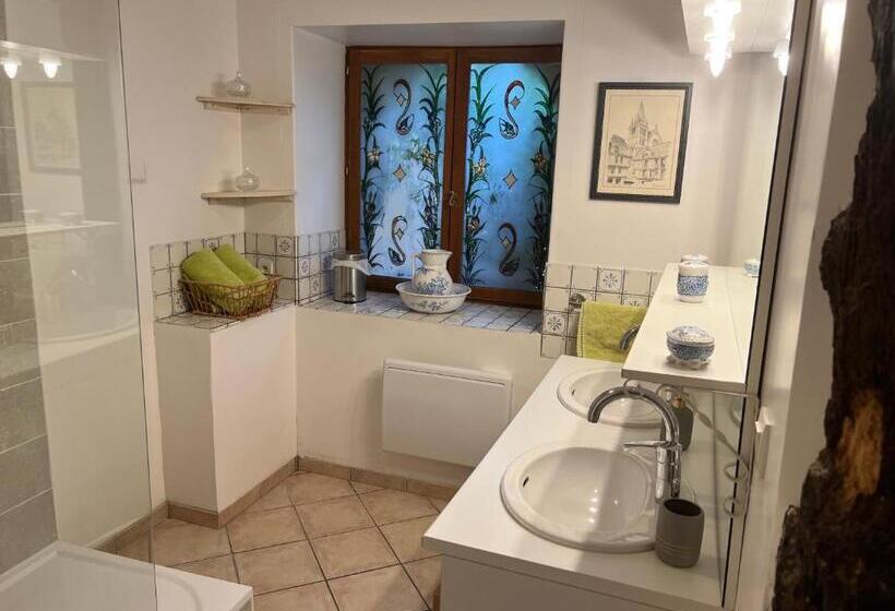 חדר סופריור, Le Clos Saint Fiacre