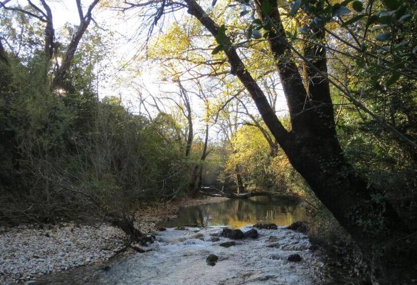 Номер Superior, Les Hauts D'issensac