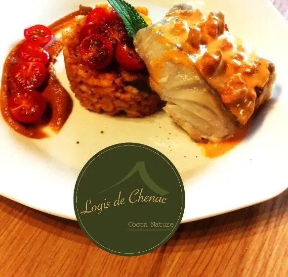 スイート(家族用), Logis De Chenac Chambres Et Table D Hôtes