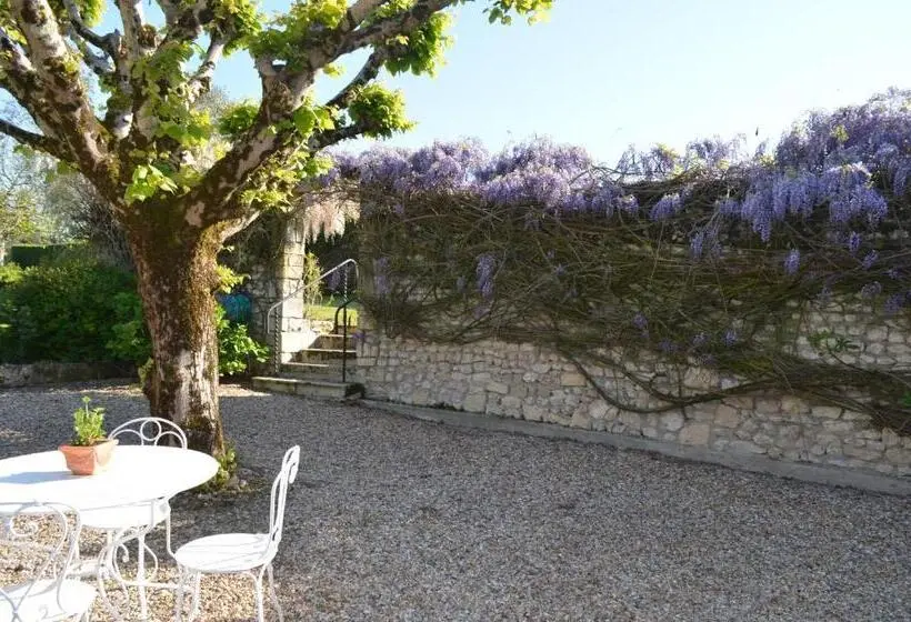 スイート(家族用), Logis De Chenac Chambres Et Table D Hôtes