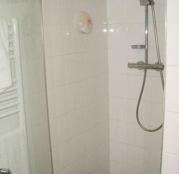 غرفة قياسية, Le Parc