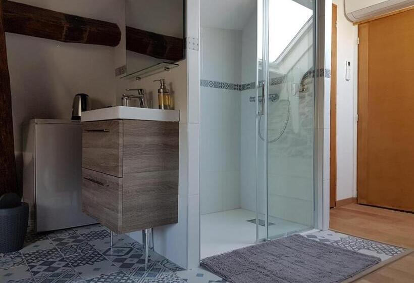 شقة غرفة واحدة, Les Chambres D'orsay