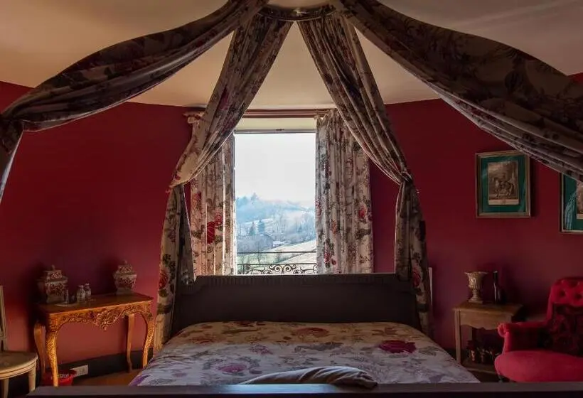 ガーデンビュースタンダードルーム, Château De Pramenoux