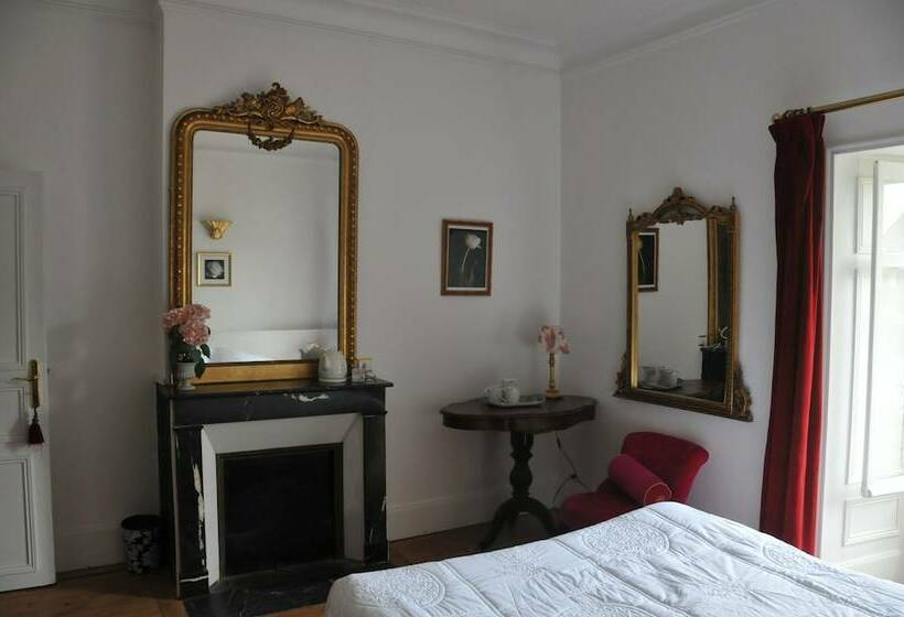 디럭스 스위트, Château De La Chaussée