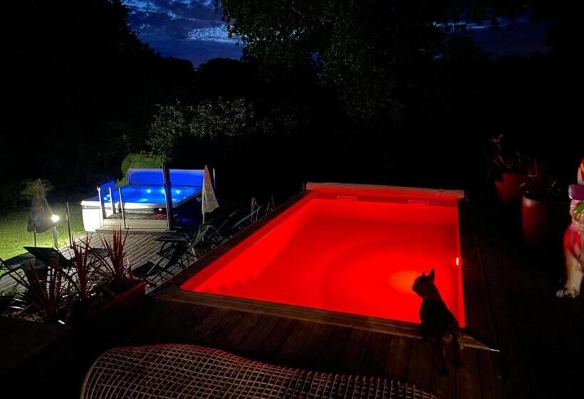 침실 1개 가든 전망 아파트, Le Clos Dessyag