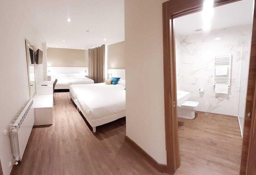 غرفة قياسية رباعية, La Terraza