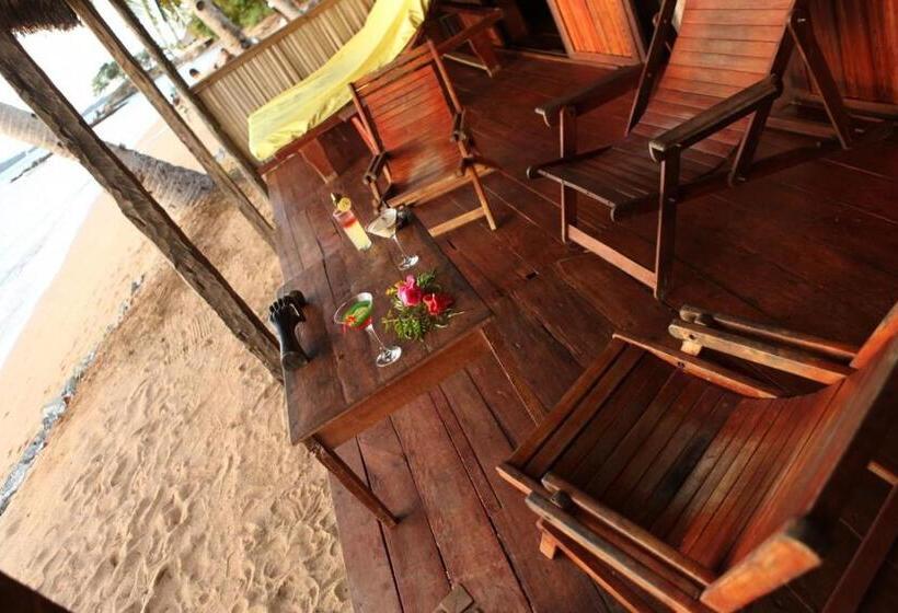 بنگله خانوادگی, Floraly Komba