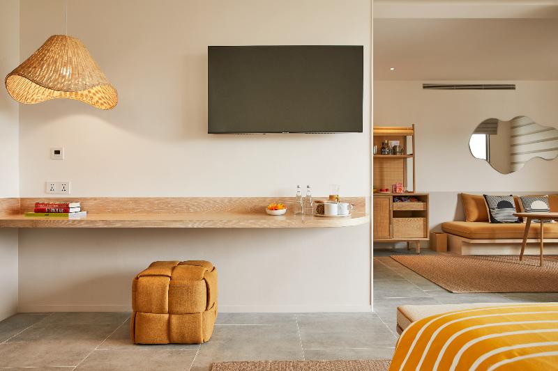 Standard Room, Goto Tsubaki