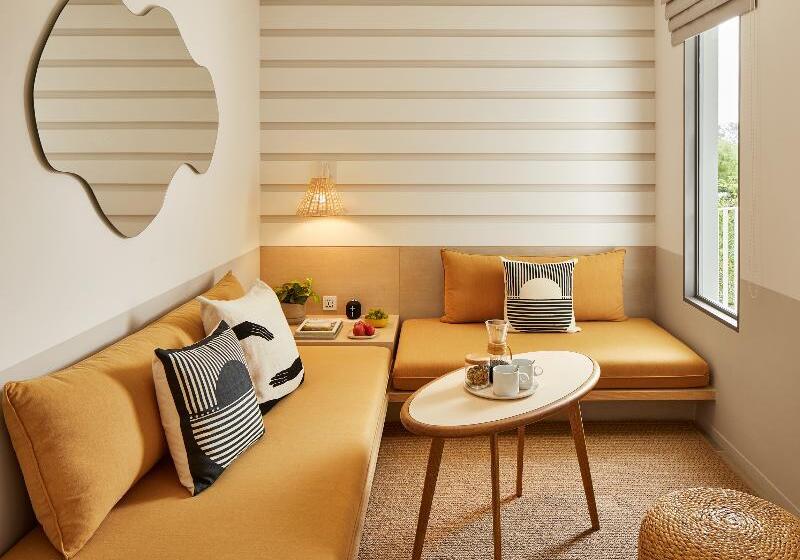 Standard Room, Goto Tsubaki