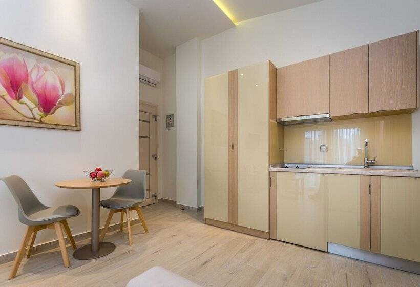 디럭스 스위트, Lobelia Luxury Suites