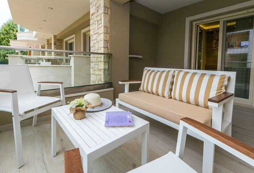 キングサイズベッドのデラックススイート, Lobelia Luxury Suites