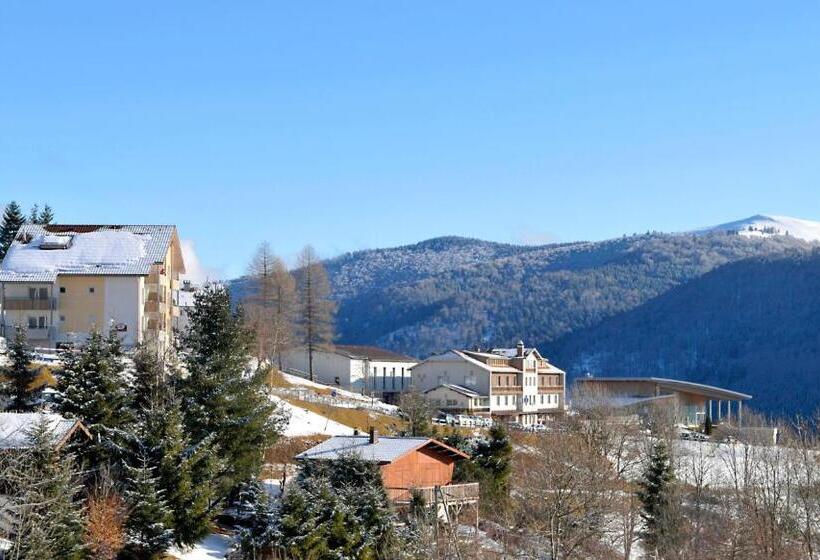 スーペリアスタジオ, Azureva Bussang