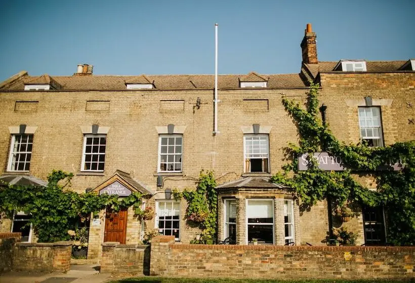 スタンダードルーム, The Stratton House