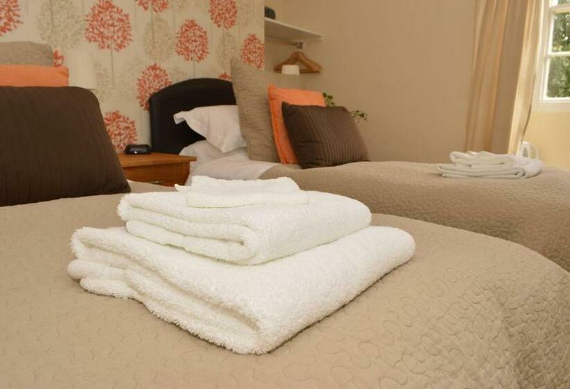 غرفة قياسية, Red Lion Inn