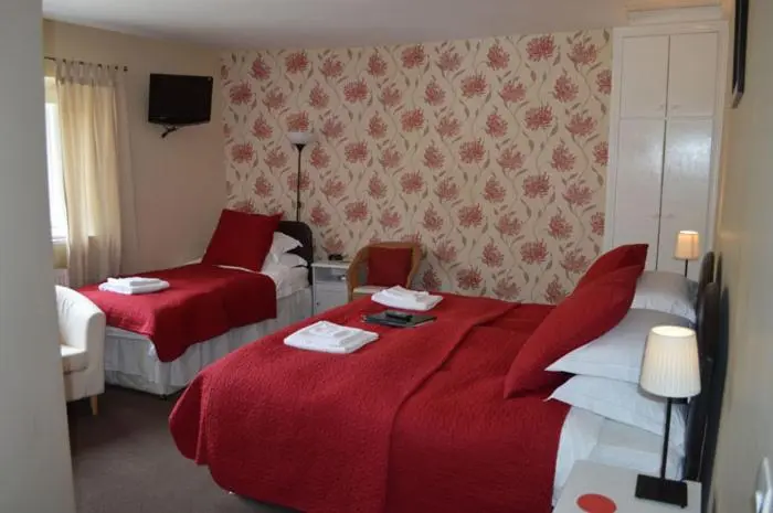 ファミリールーム, Red Lion Inn