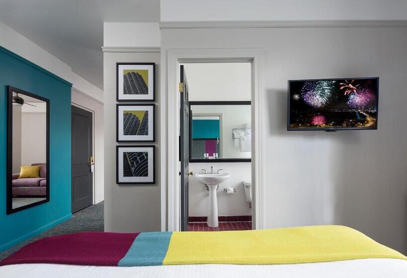 سوئیت با تخت بزرگ, City Suites