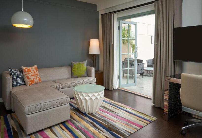 חדר דחוקס עם מיטת קינג, Colonnade Coral Gables, Autograph Collection