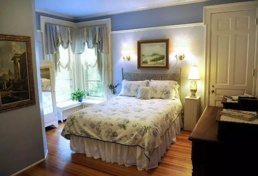 スイート, The Oliver Inn