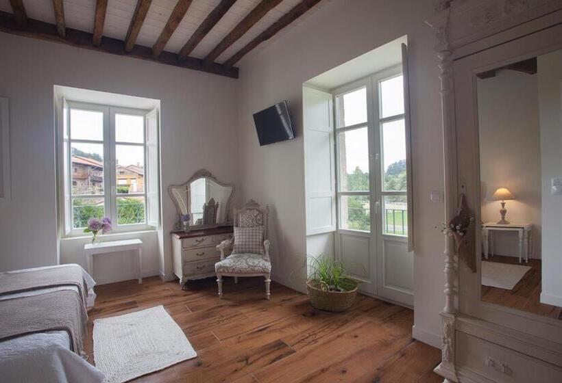 اتاق خانوادگی, Posada Seis Leguas